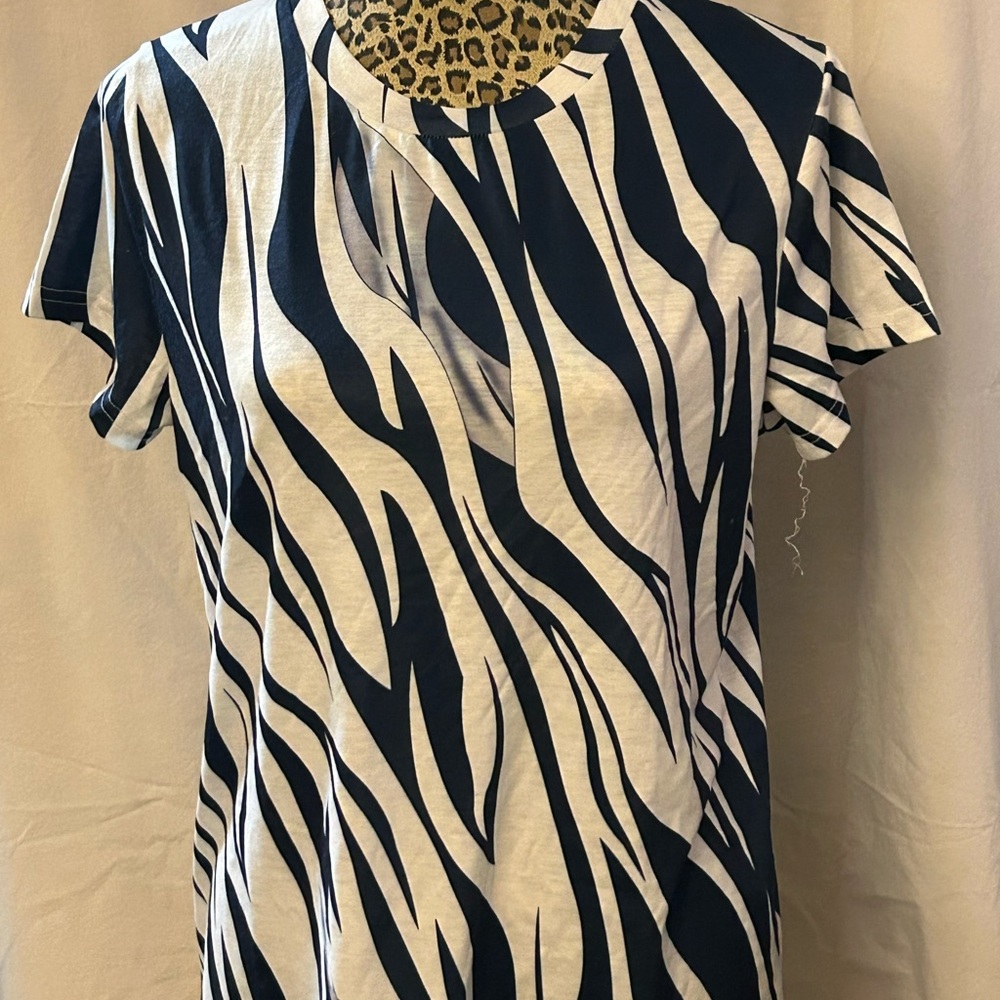 Navy Zebra Print Short Sleeve Women's Tee